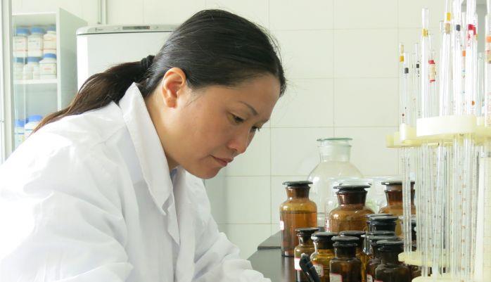 三峡珍稀植物的“；ど瘛 （黄桂云）